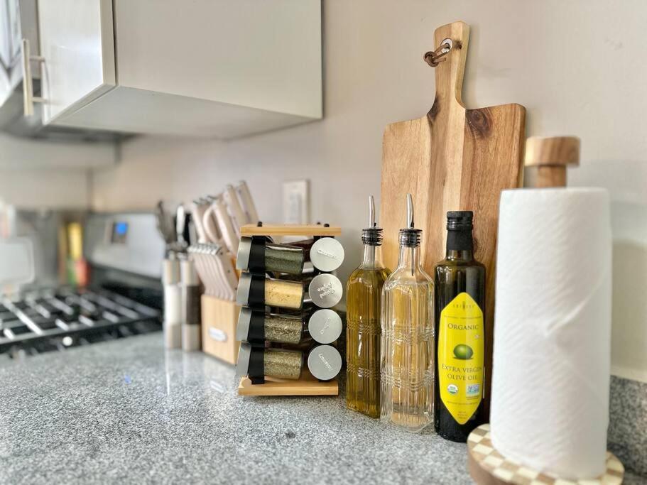 The Warhola Bloomfield By Luxe Pgh Apartamento